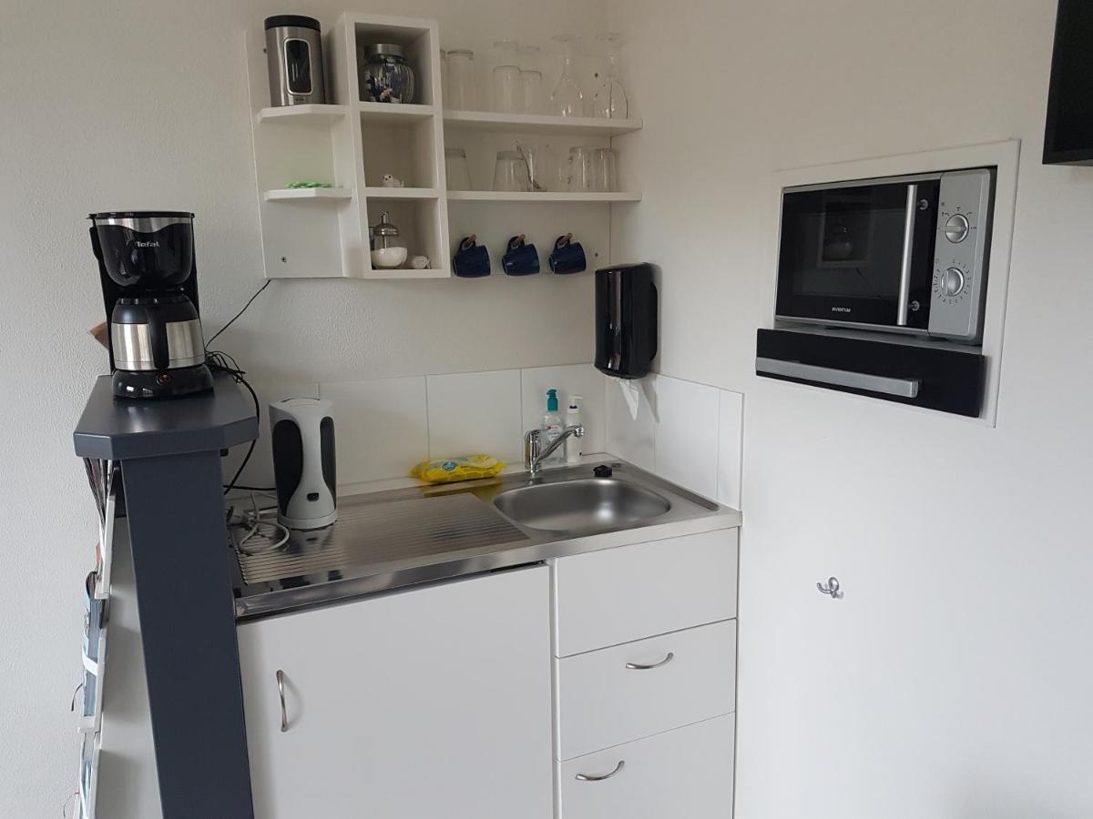 Bed and Breakfast Achter De Beukenboom Roden Exterior foto